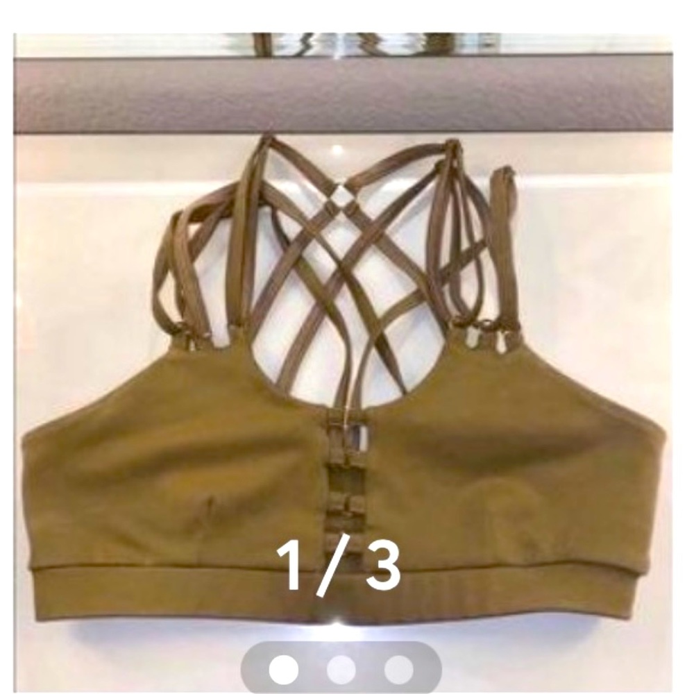 Iso Bombshell sportswear bra this specific one in medium.